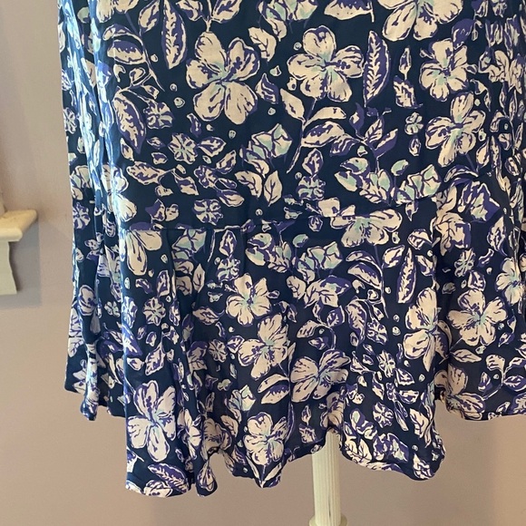 Vineyard Vines Girls' Hibiscus Floral dress - Picture 3 of 11